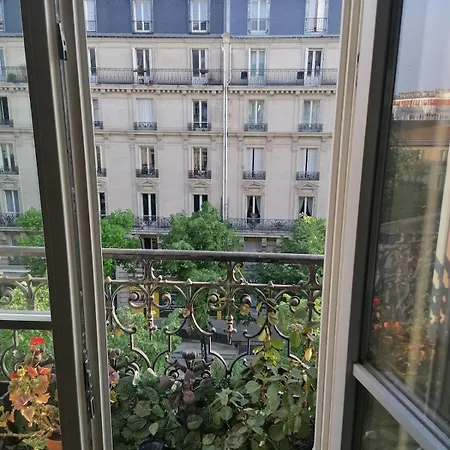 Bel Hausmannien Au Centre De Appartement